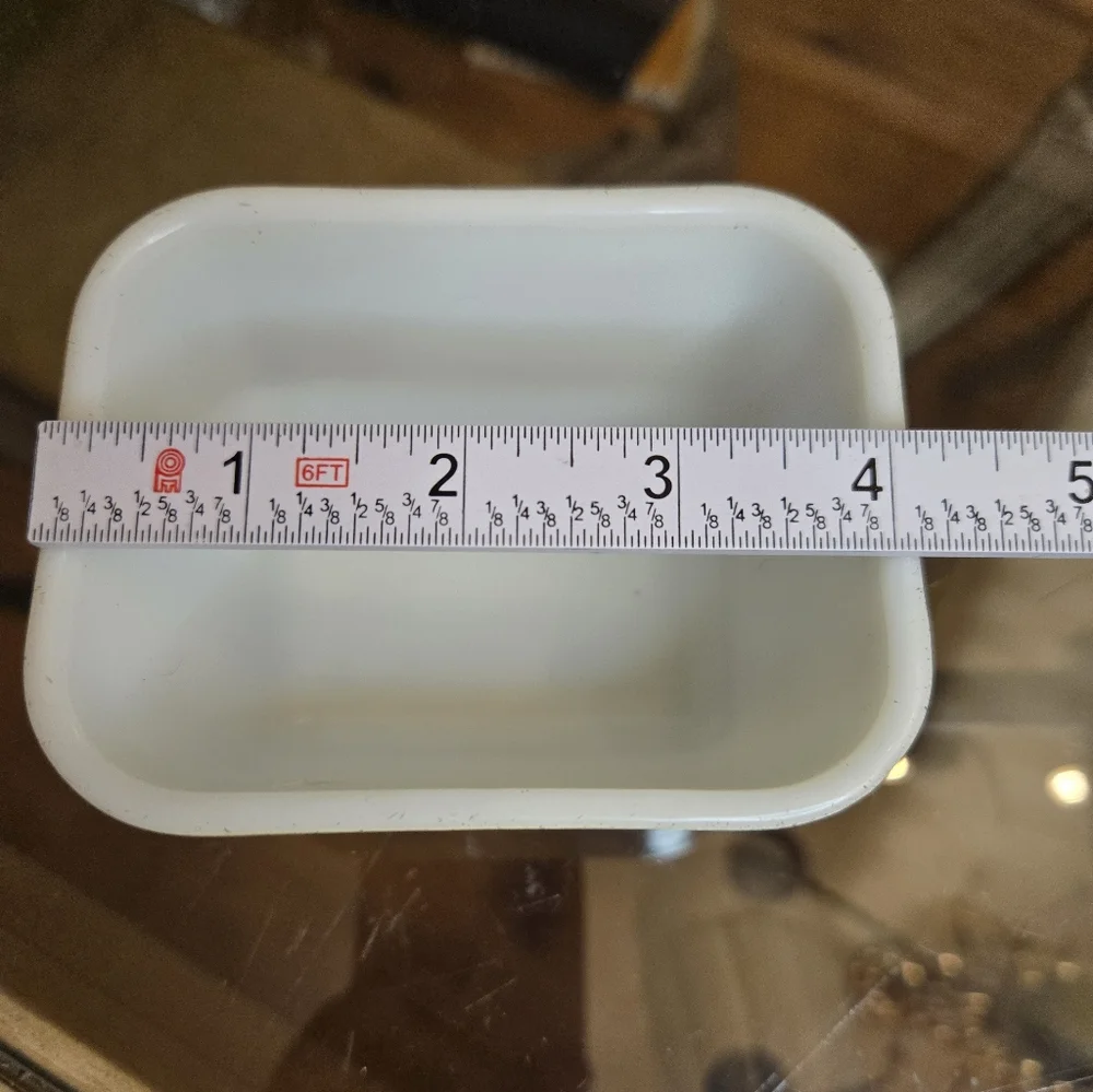 PYREX 1970s Homestead Refrigerator Dish - Picture 5 of 5